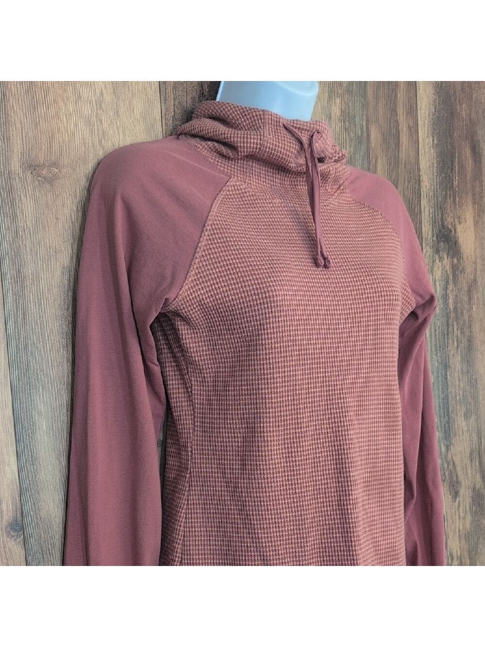 Columbia Women's Textured High Neck Hoodie M M257